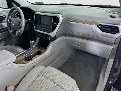 Used 2017 GMC Acadia SLE FWD image 33