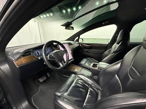 Used 2017 Tesla Model X 75D AWD/4WD image 6