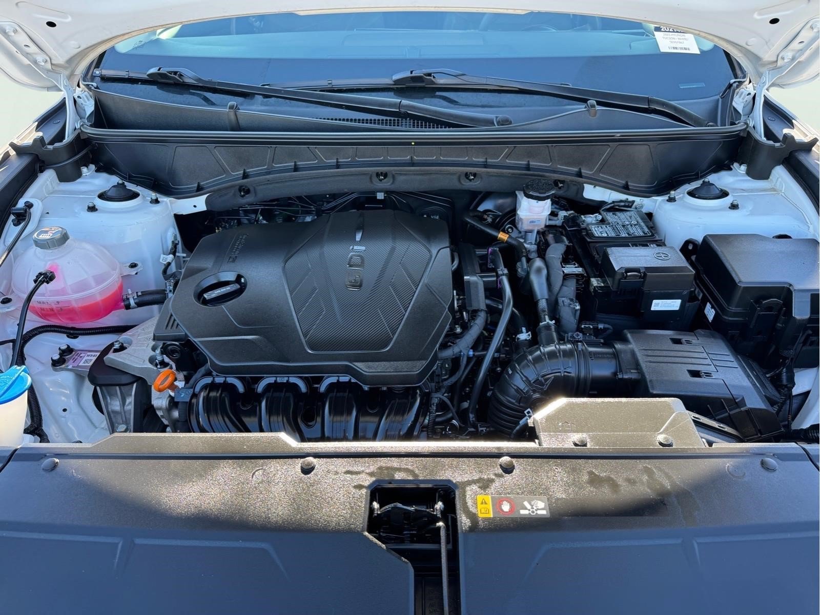 Certified 2025 Hyundai Tucson SE FWD image 18