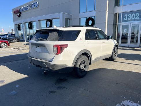 Certified 2023 Ford Explorer Timberline image 4