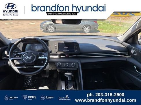 Certified 2026 Hyundai Elantra SE w/ Cargo Package FWD image 12