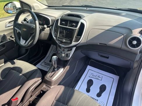 Used 2018 Chevrolet Sonic LT w/ Convenience Package FWD image 14