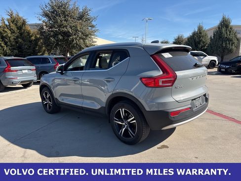 Certified 2025 Volvo XC40 B5 Core image 6