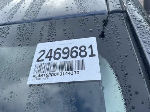 Used 2023 Subaru Outback Touring XT AWD/4WD image 3