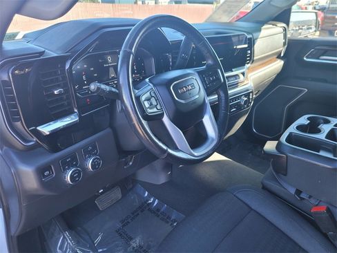 Used 2022 GMC Sierra 1500 Elevation image 14