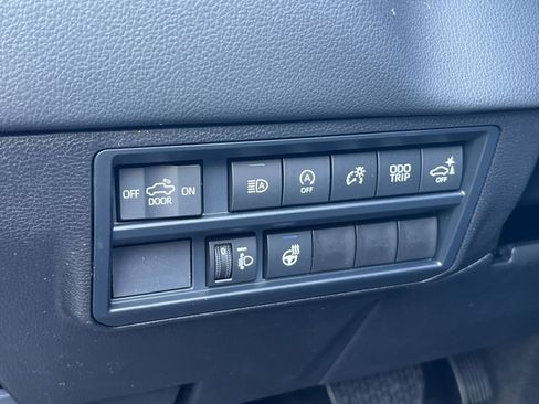 New 2026 Toyota Tundra Limited AWD/4WD image 22