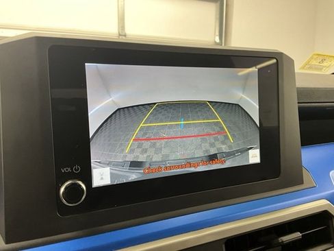 Used 2024 Toyota Tacoma TRD Sport image 5