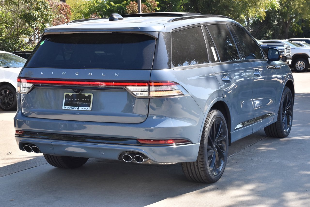 New 2027 Lincoln Aviator Reserve AWD/4WD image 7
