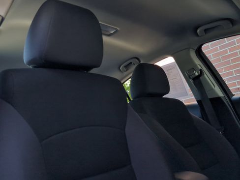 Used 2014 Chevrolet Cruze LT image 18