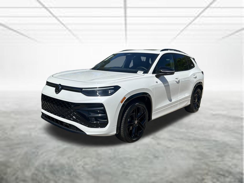 New 2026 Volkswagen Tiguan SE R-Line FWD image 2