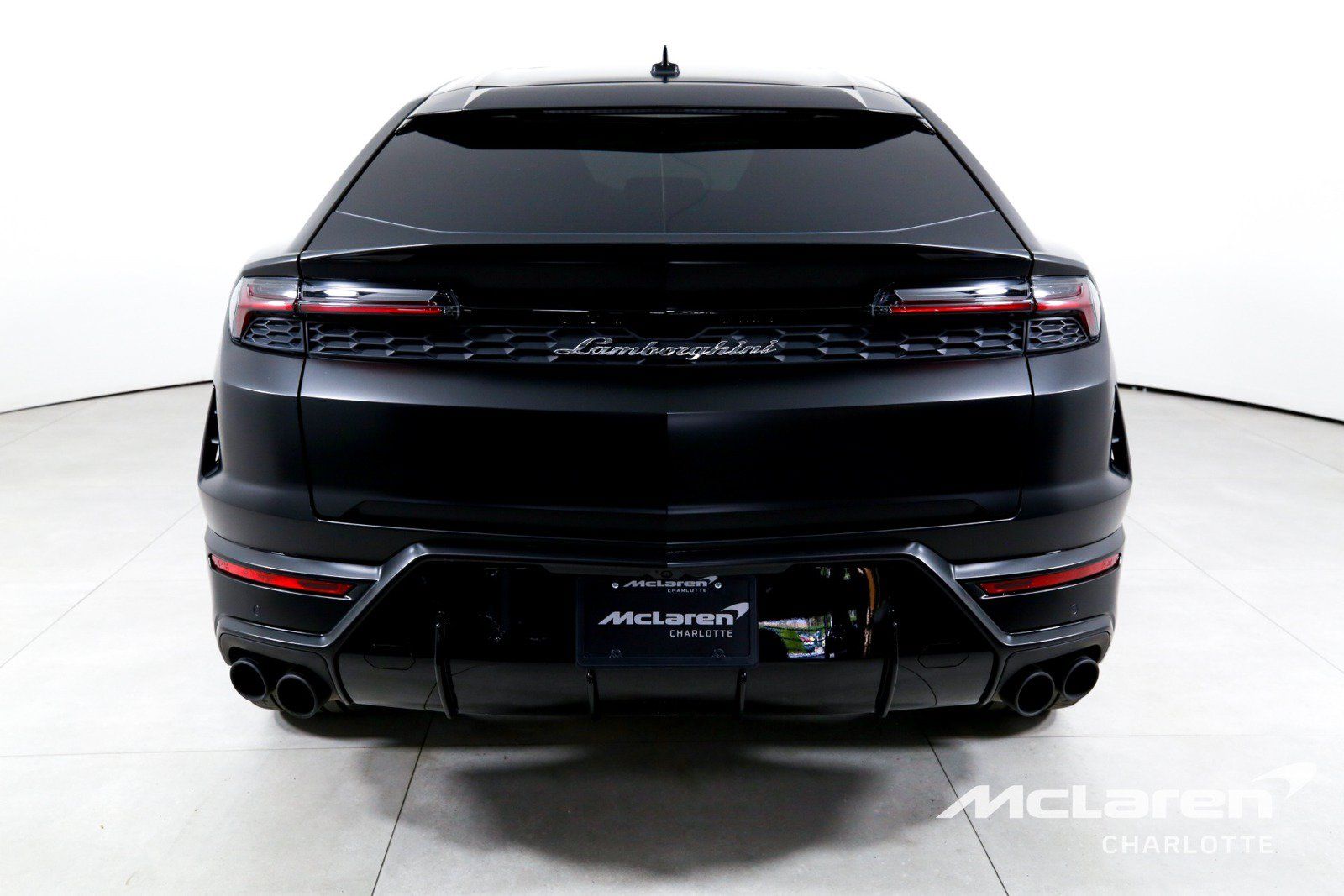 Used 2025 Lamborghini Urus S AWD/4WD image 7