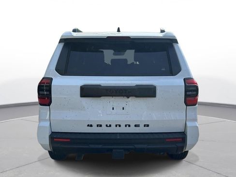 Used 2025 Toyota 4Runner SR5 RWD image 7