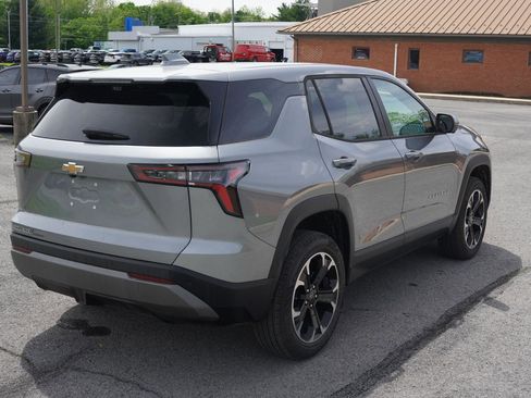 New 2025 Chevrolet Equinox LT w/ Safety and Technology Package image 3