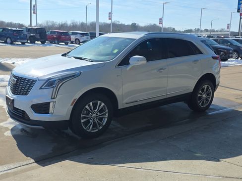 Used 2020 Cadillac XT5 Premium Luxury image 4
