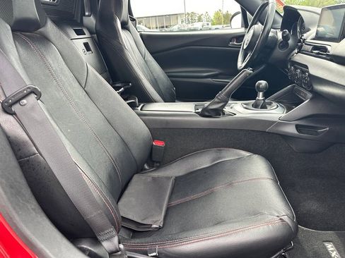 Used 2020 MAZDA MX-5 Miata Sport image 14