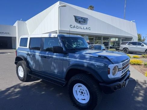 Used 2025 Ford Bronco Heritage Edition AWD/4WD image 1