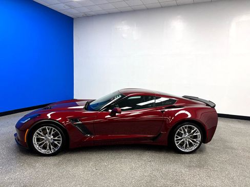 Used 2016 Chevrolet Corvette Z06 w/ 2LZ Preferred Equipment Group image 9