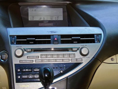 Used 2011 Lexus RX 350 2WD w/ Premium Pkg image 21