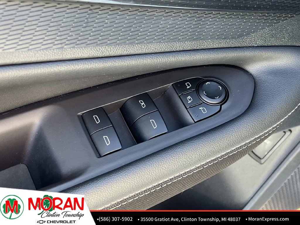 Used 2024 Chevrolet Blazer EV LT AWD/4WD image 16