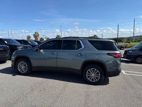 Used 2023 Chevrolet Traverse LT FWD image 4