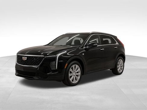 Used 2025 Cadillac XT4 Premium Luxury FWD image 3