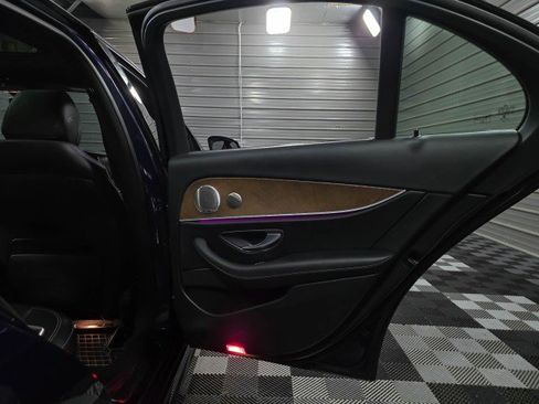 Used 2021 Mercedes-Benz E 450 4MATIC Sedan image 38