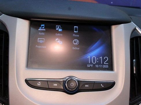 Used 2017 Chevrolet Cruze LS image 18