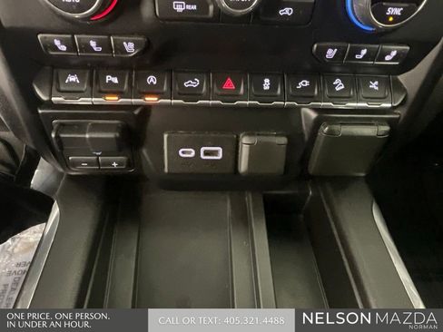 Used 2019 Chevrolet Silverado 1500 LTZ w/ LTZ Premium Package AWD/4WD image 37