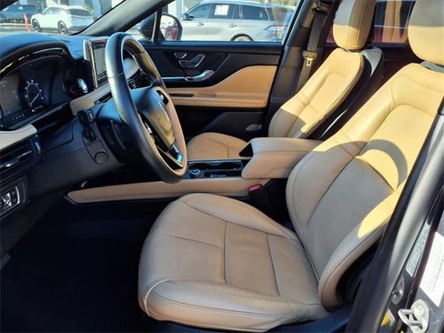 Used 2020 Lincoln Corsair Reserve w/ Equipment Group 201A image 5