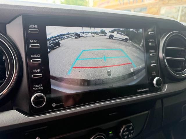 Used 2020 Toyota Tacoma TRD Off-Road AWD/4WD image 21