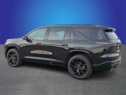 Certified 2024 Chevrolet Traverse RS w/ LPO, Floor Liner Package image 9
