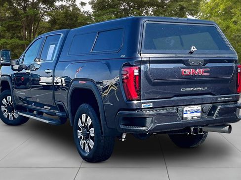 Used 2024 GMC Sierra 2500 Denali w/ Denali Reserve Package image 4