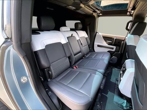 Used 2024 GMC Hummer EV 3X w/ Omega Edition AWD/4WD image 17