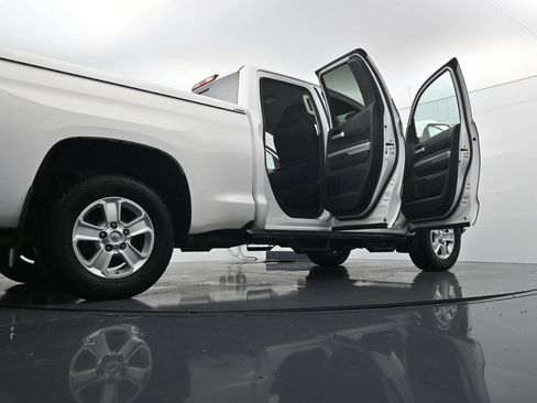 Used 2019 Toyota Tundra SR5 w/ Convenience Package AWD/4WD image 44