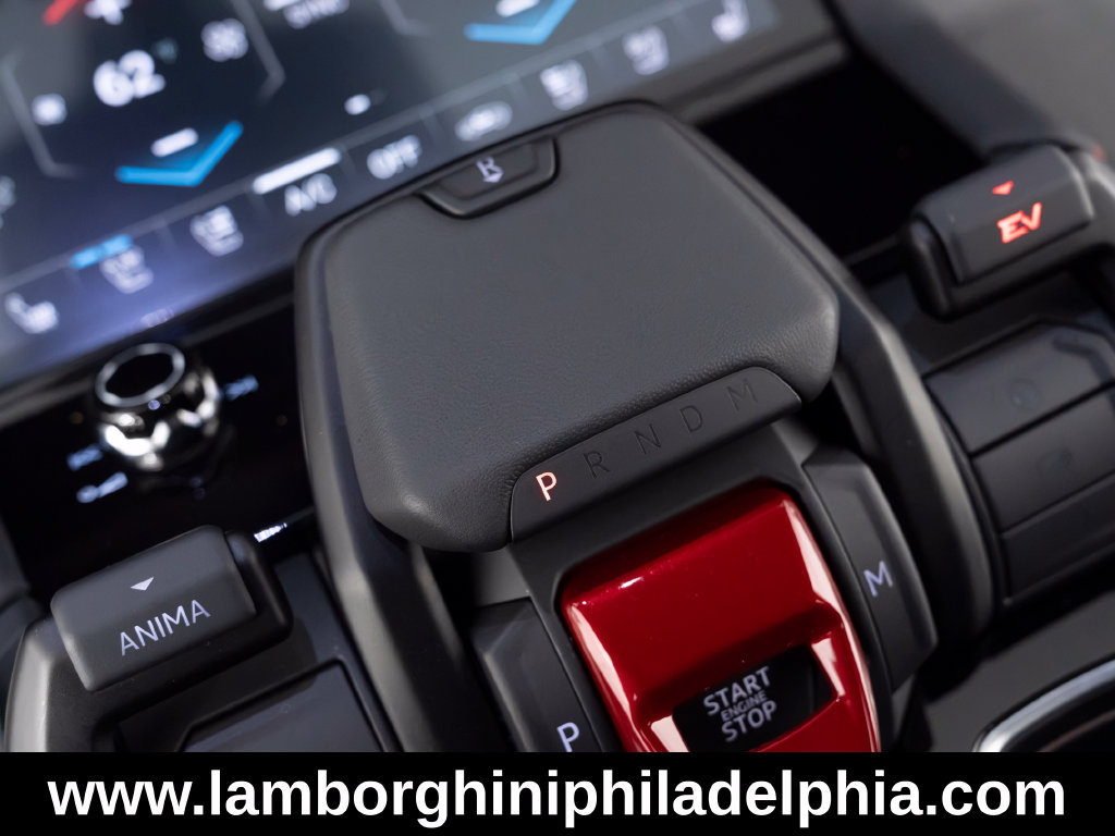 Used 2026 Lamborghini Urus SE AWD/4WD image 27