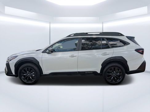 Certified 2025 Subaru Outback Onyx Edition AWD/4WD image 6