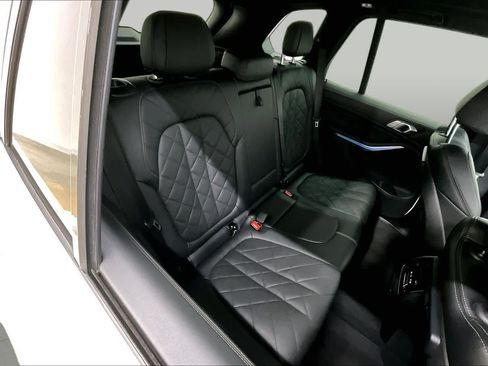 Used 2023 BMW X5 xDrive45e AWD/4WD image 19