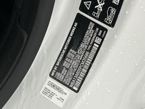 Used 2023 BMW 440i xDrive Coupe w/ Premium Package image 33