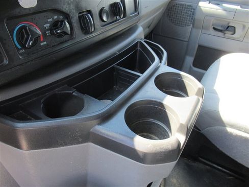 Used 2013 Ford E-150 and Econoline 150 image 20