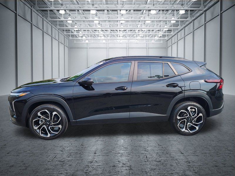 Certified 2024 Chevrolet Trax RS FWD image 11
