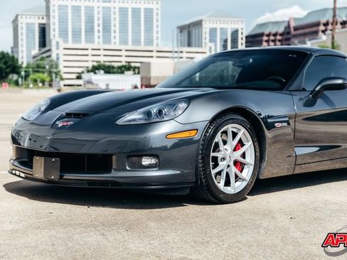 Used 2009 Chevrolet Corvette Z06 w/ Preferred Equipment Group RWD image 60