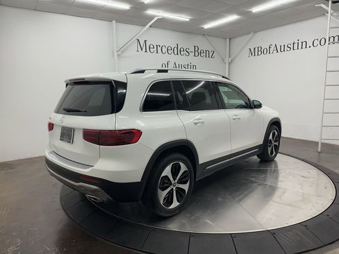 Used 2026 Mercedes-Benz GLB 250 image 7