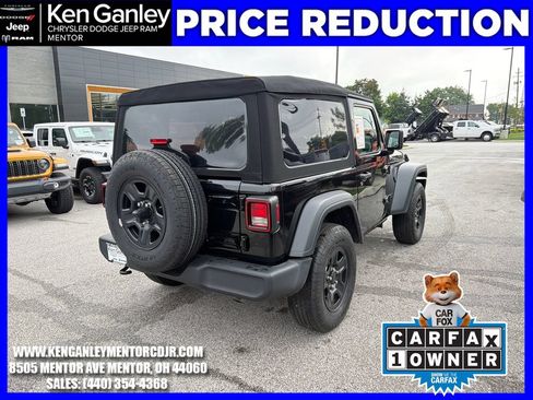 Used 2024 Jeep Wrangler Sport AWD/4WD image 10