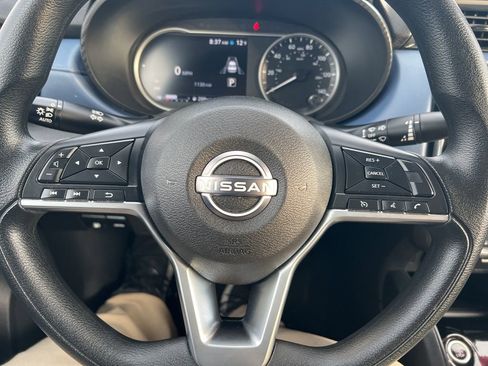 Certified 2023 Nissan Versa SV image 54
