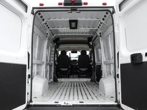 Used 2025 RAM ProMaster 2500 w/ Convenience Group FWD image 50
