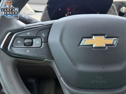 Used 2025 Chevrolet Trax LT image 25
