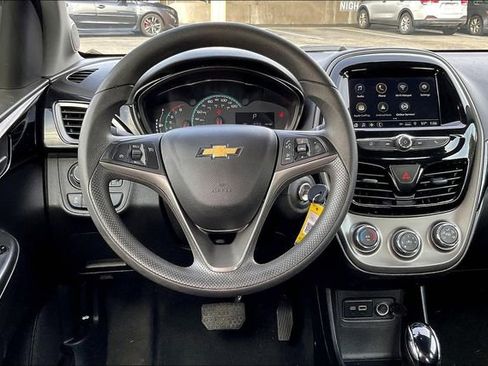 Used 2021 Chevrolet Spark LT image 38