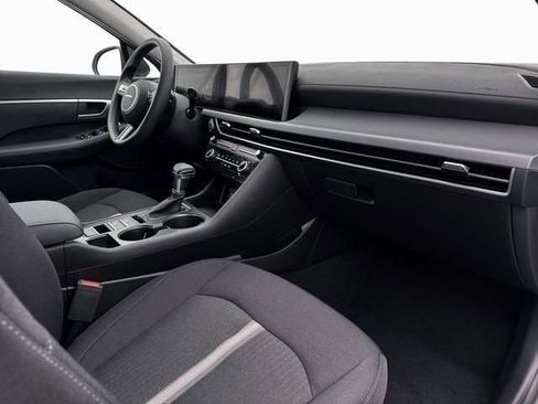 New 2026 Hyundai Sonata SE FWD image 15