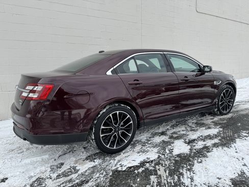 Used 2019 Ford Taurus SEL w/ Equipment Group 201A image 4