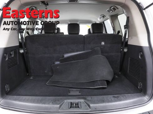 Used 2024 Nissan Armada SV RWD image 9